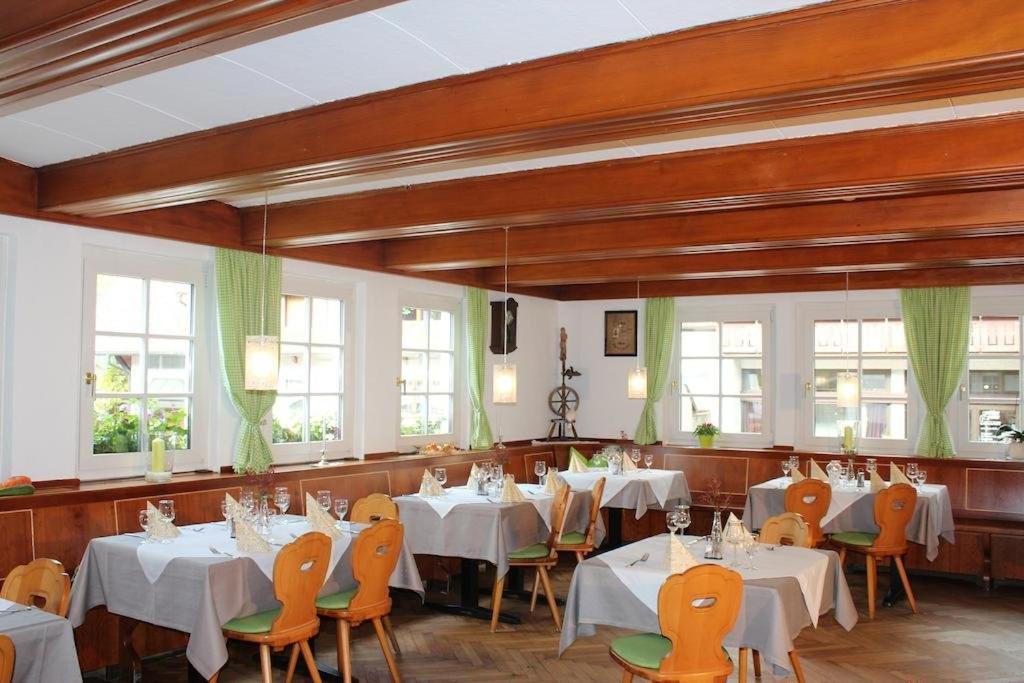 Hotel Gasthaus Zur Linde Glottertal Exterior photo